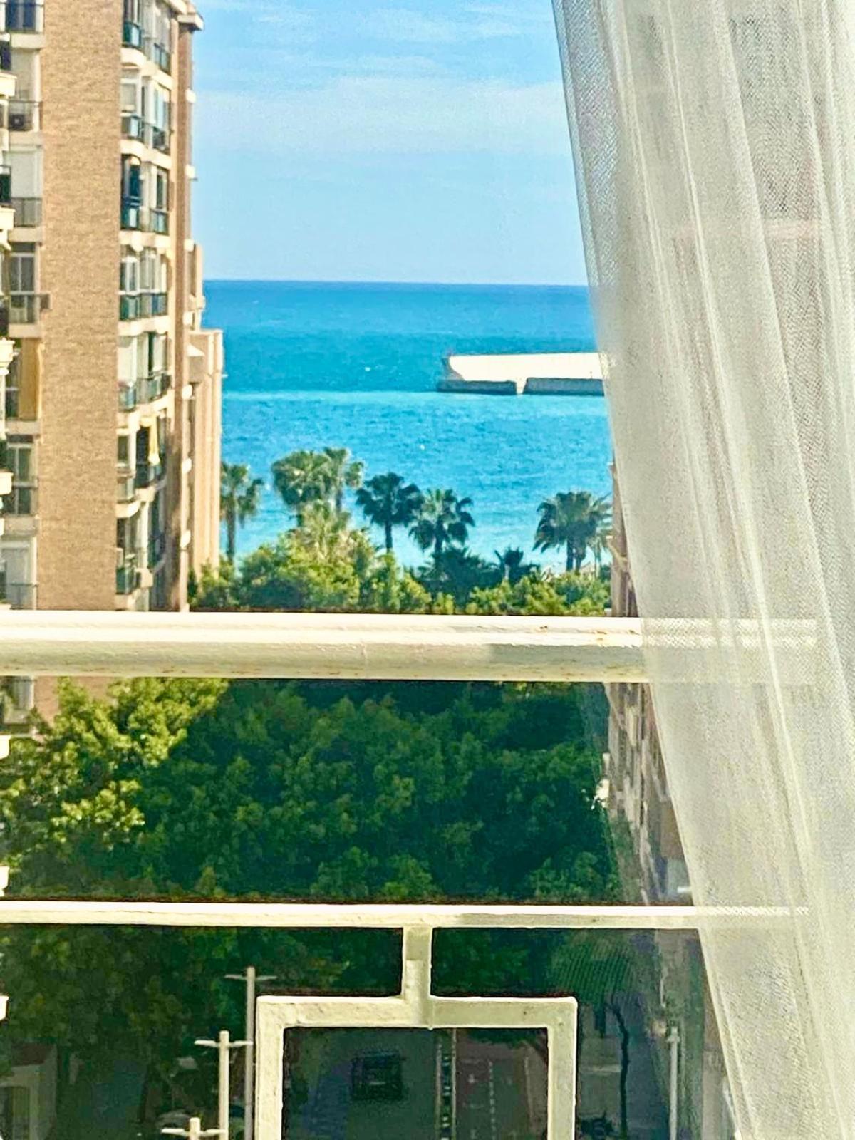 Perla De Malagueta Apartment มาลากา ภายนอก รูปภาพ