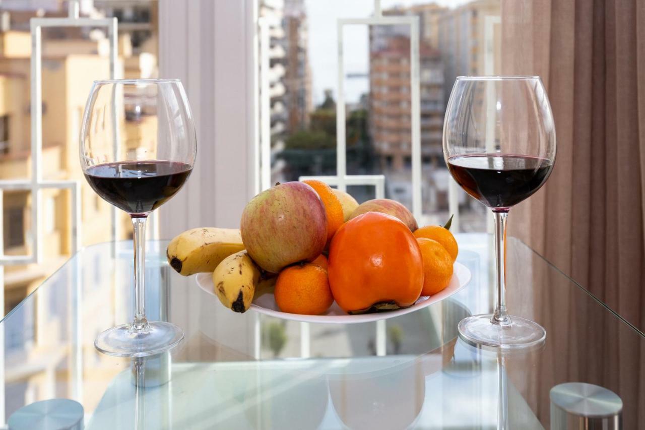 Perla De Malagueta Apartment มาลากา ภายนอก รูปภาพ
